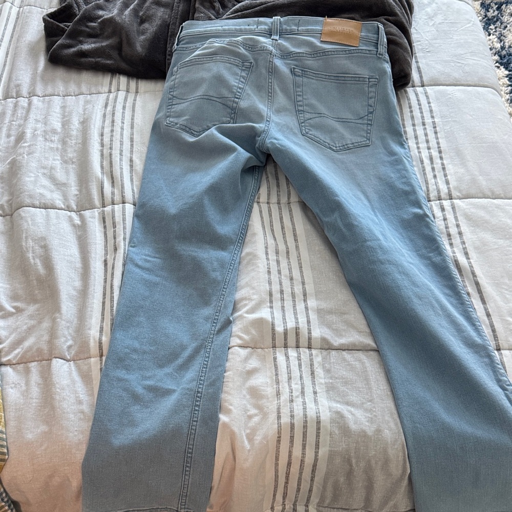 Hollister Light Blue Straight Leg Jeans - Picture 3 of 3